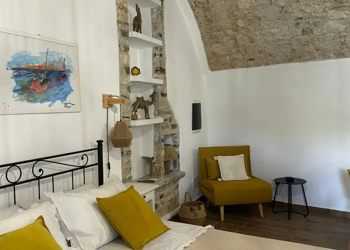 Les Petites Maisons *