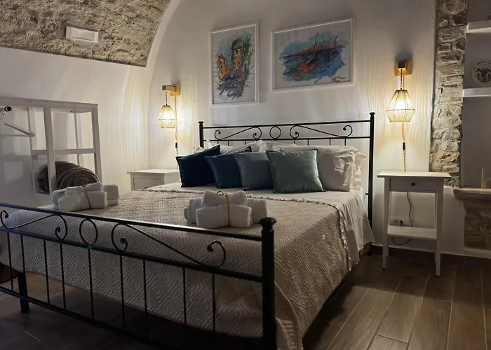 Les Petites Maisons Apartment *